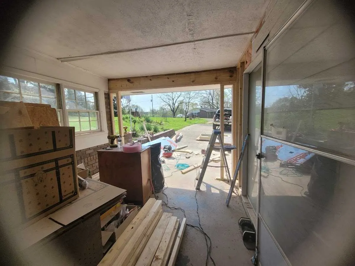 Air movers and dehumidifier for Water Mitigation Services in White Settlement